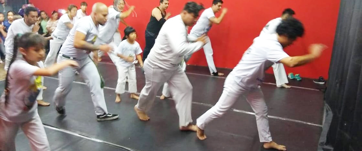 全身運動のカポエイラでシェイプアップ！